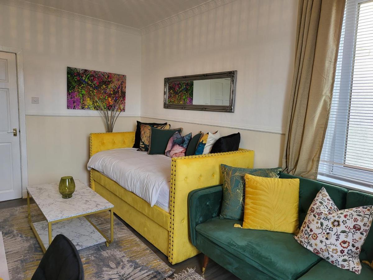 4 Bedrooms Apartment By Sensational Stay Short Lets & Serviced Accommodation EDI Exterior foto