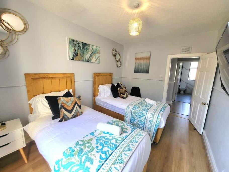 4 Bedrooms Apartment By Sensational Stay Short Lets & Serviced Accommodation EDI Exterior foto